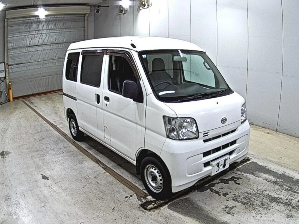 Daihatsu Hijet Cargo S321V 2018